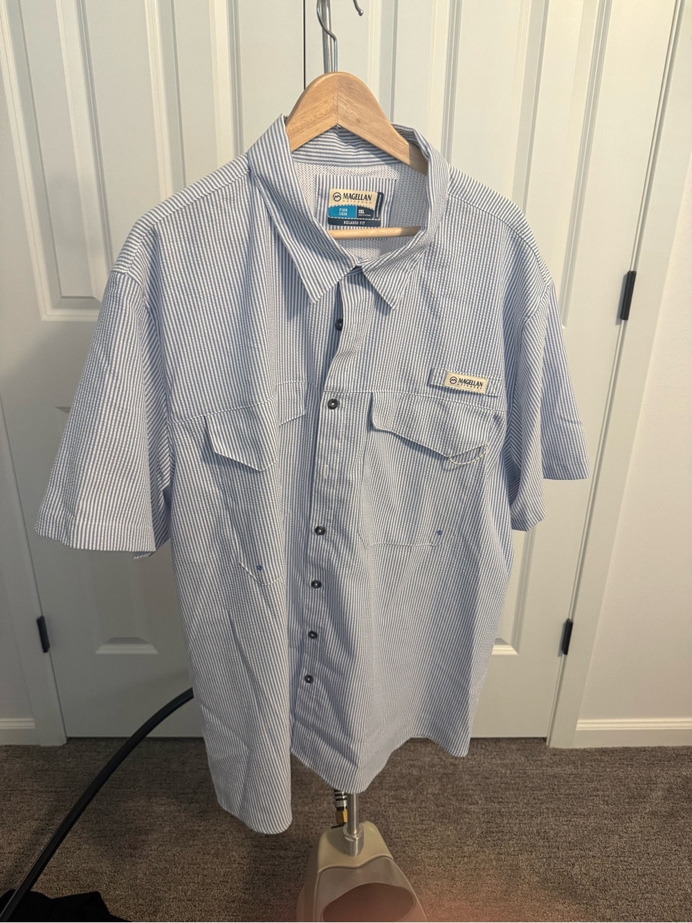 Magellan Outdoors Light Blue and White Striped Short Sleeve Button-Down Shirt